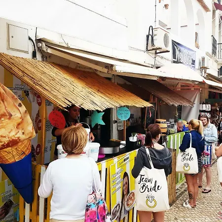 Hostal Wish & Albufeira