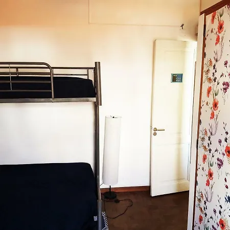 Wish & Hostal